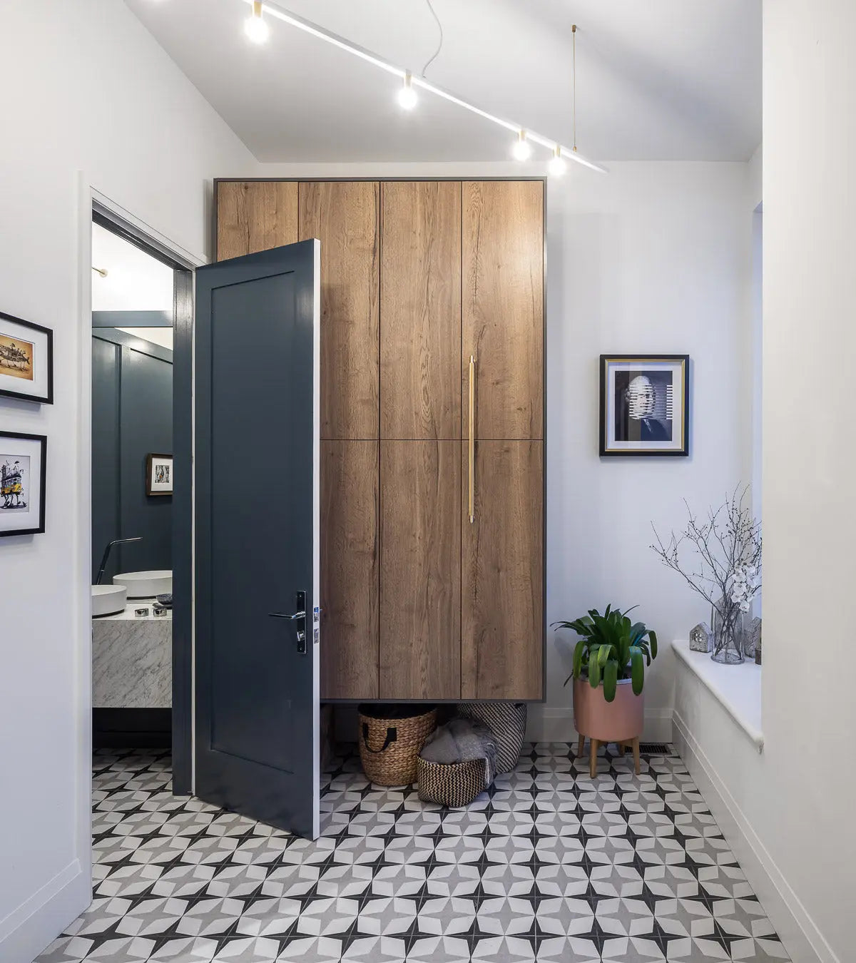 The Difference Between Selection and Curation in a Well-Designed Home Astro Design Inc.